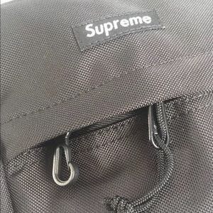 SUPREME SS18 Shoulder bag NWT